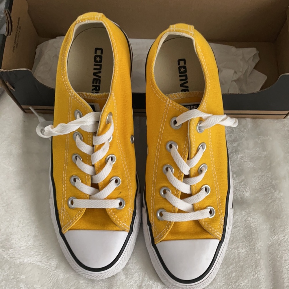 Yellow Converse - Size 6 Women’s - Picture 2 of 4